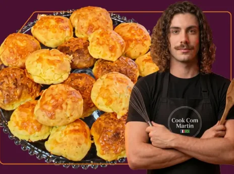 Chef Martin Gonon com o prato Gougére ao fundo.